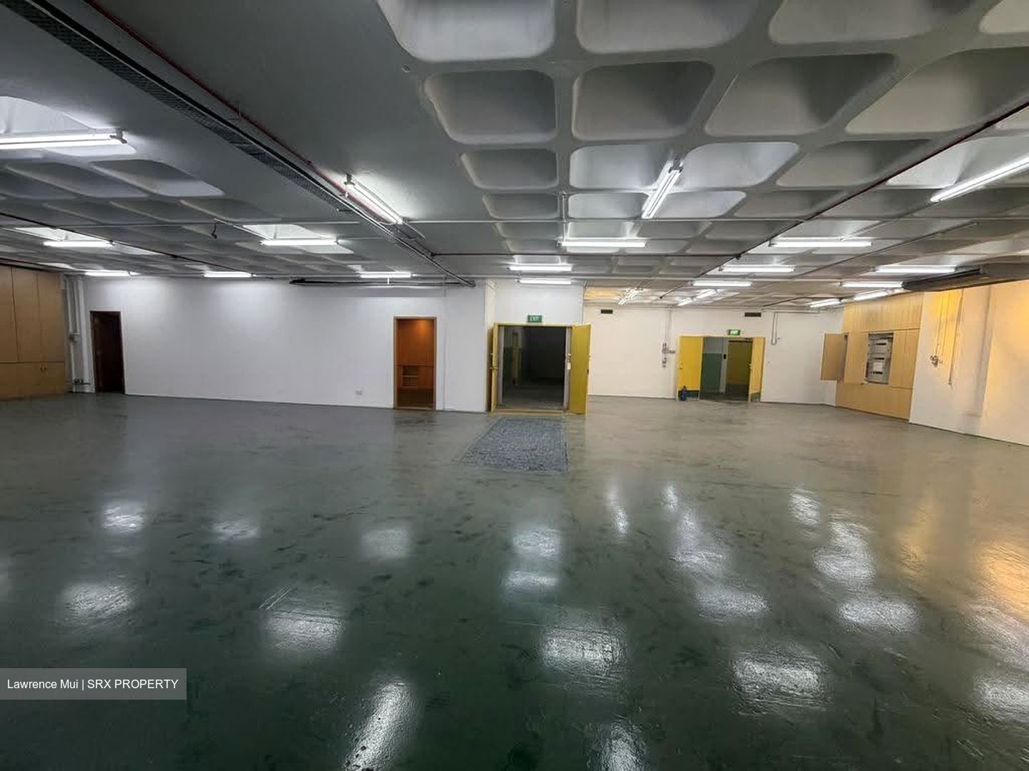 Valiant Industrial Building (D13), Factory #634112071